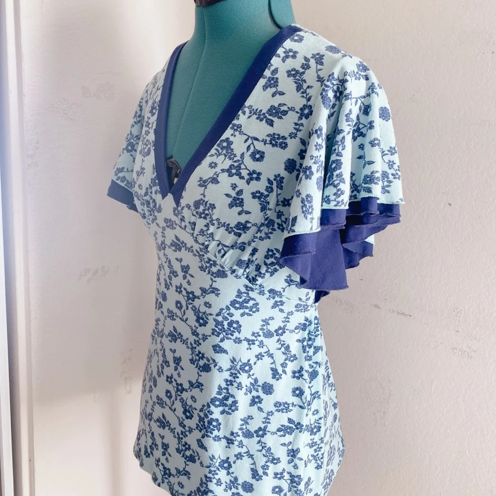 SOLD FLORAL Ruffle Blouse size L - Picture 2 of 16